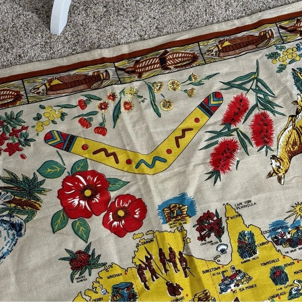 Vintage Citer Australia Linen Tea Towel Souvenir Map‎ Flora Fauna Koala Emu Art